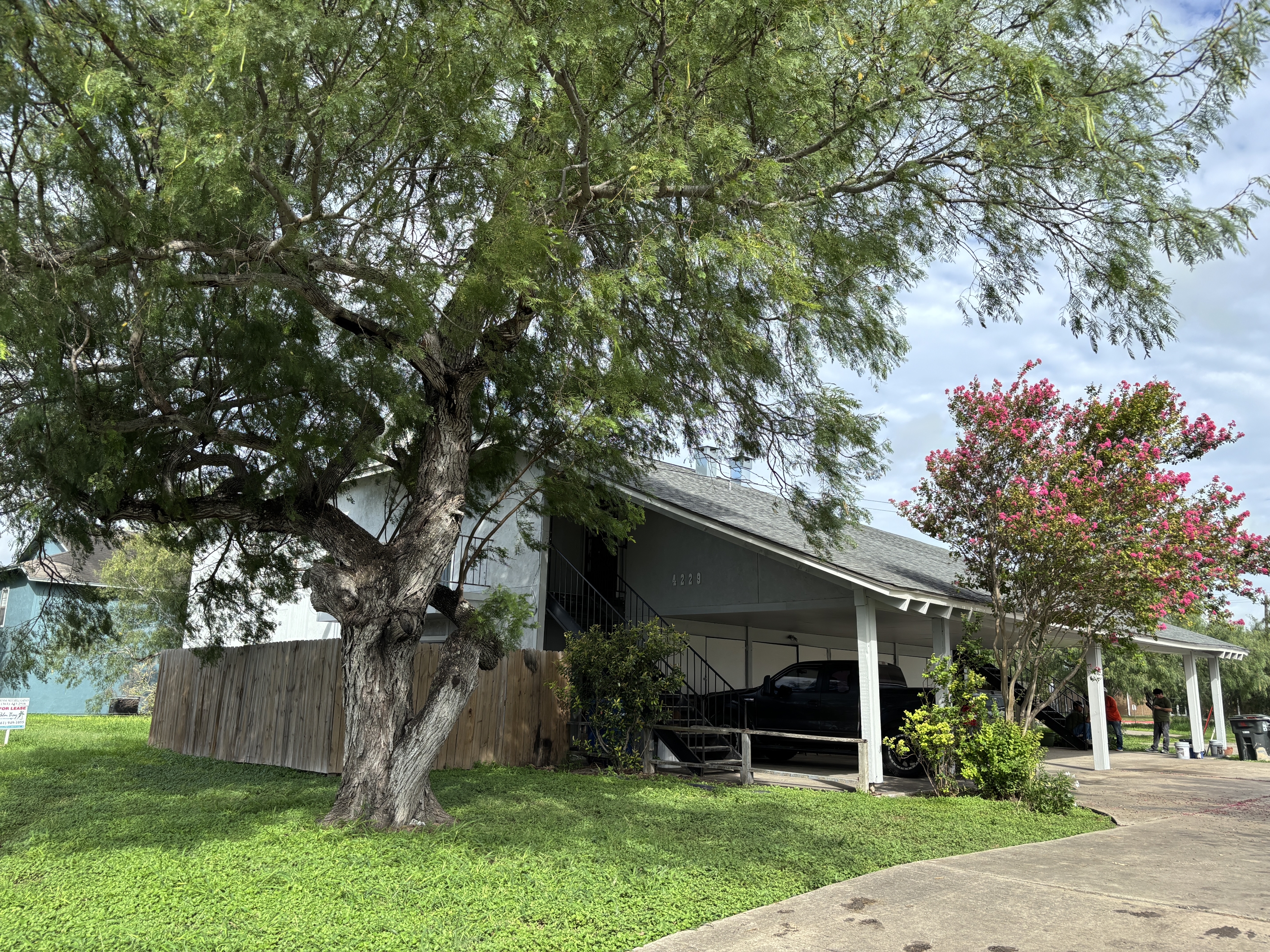 4229 Five Points Rd #4